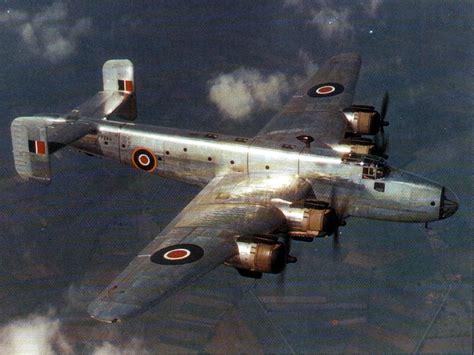 handley page halifax heavy bomber